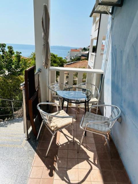 Blue Oasis Aparthotel Primosten Ngoại thất bức ảnh